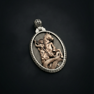 Золота підвіска  з  Божою Матірью