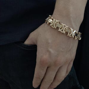 Золотий Візантійський браслет.